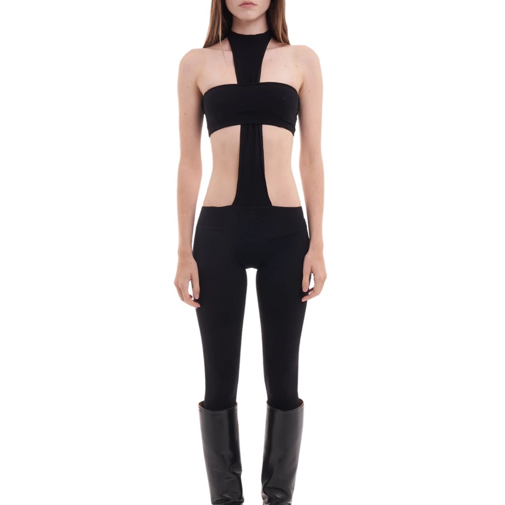 Nii hai inspired black jumpsuit! 🖤🖤